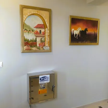 Apartamento Athanasia Vrasná